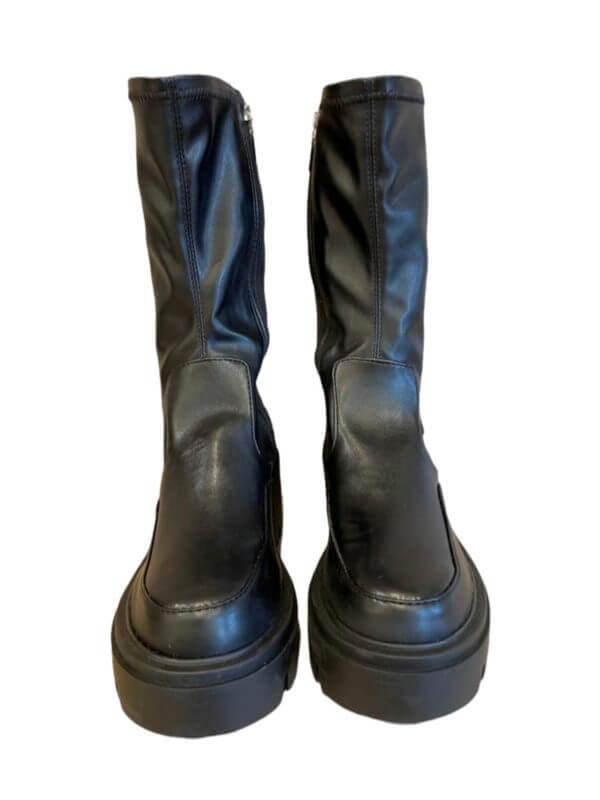 Bota tratorada cano médio couro preto Schutz - Imagem 2