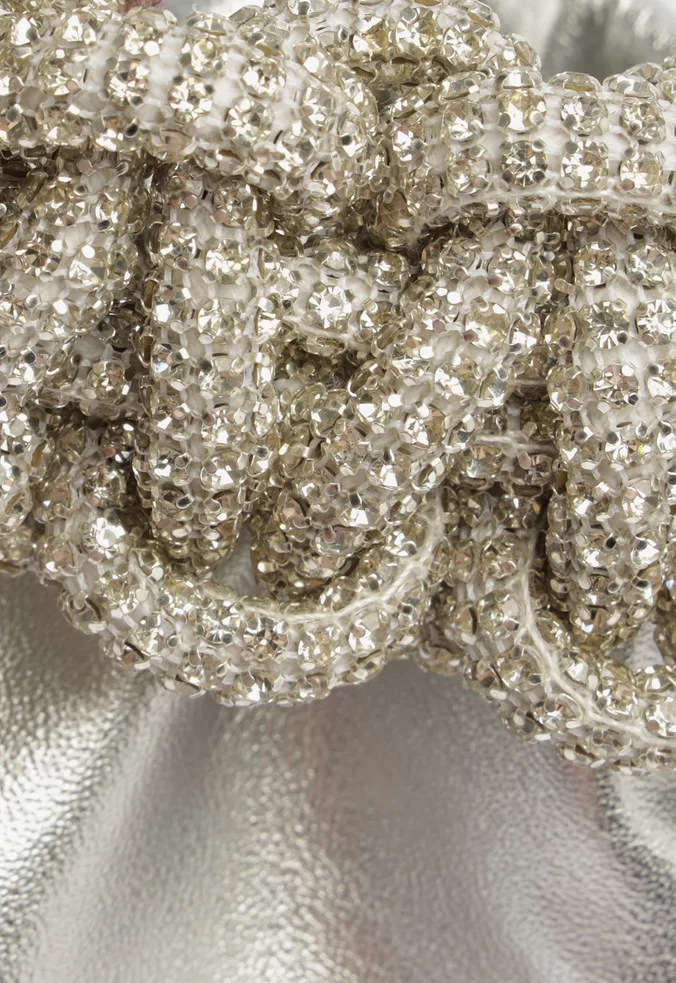 BOLSA BUCKET BRILHO PRATA SCHUTZ - Imagem 5