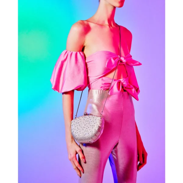 Clutch Em Cetim E Cristais Concha Isla - Image 4